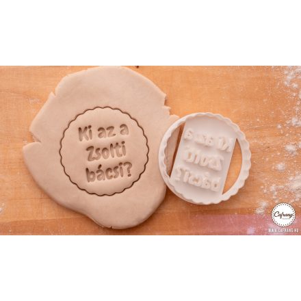 Ki az a Zsolti bácsi?